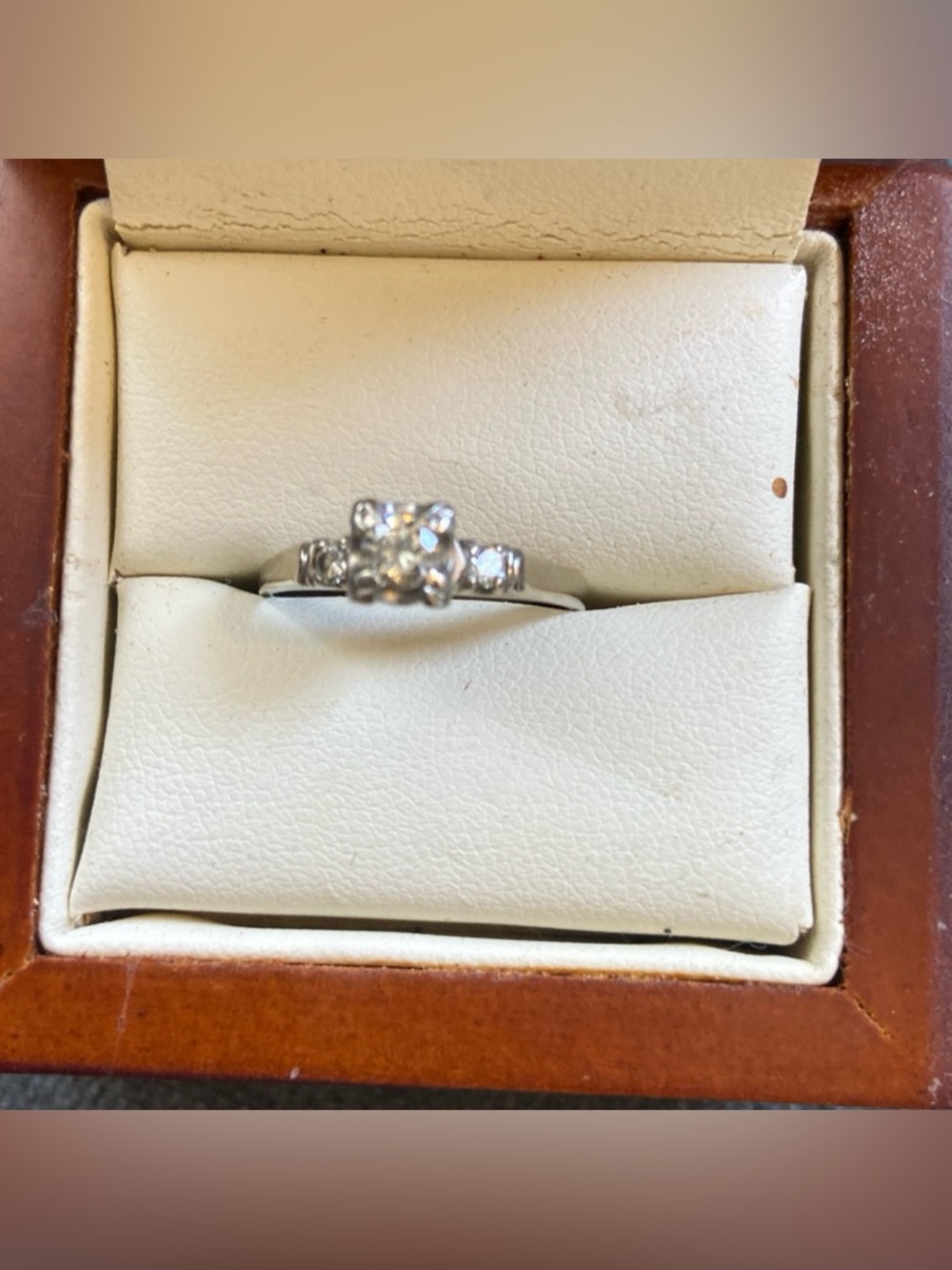 Classic Diamond Ring 14k